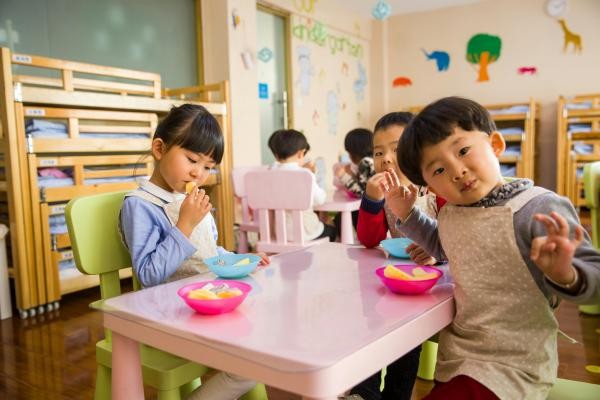 Teach English in China with Ease | Teacher Record