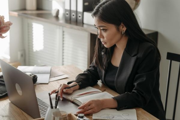 TEFL in China: Online Teaching Crisis | Teacher Record
